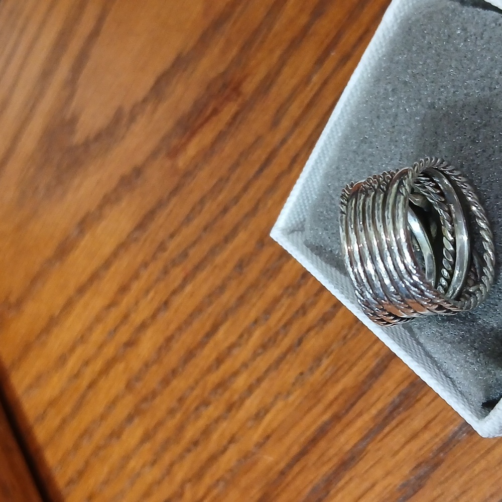 David Yurman Authentic Diamond Crossover Ring - Picture 5 of 6